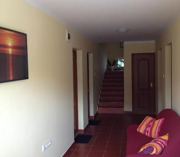 Andreaapartmanok Alojamento de Acomodação e Pequeno-almoço 3*